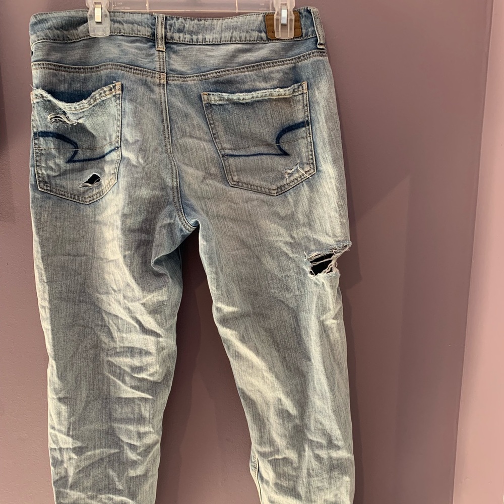 Ripped boyfriend jeans! - Picture 3 of 4